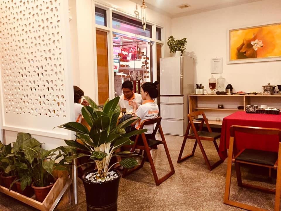 האנוי Royal Hotel Ha Noi מראה חיצוני תמונה