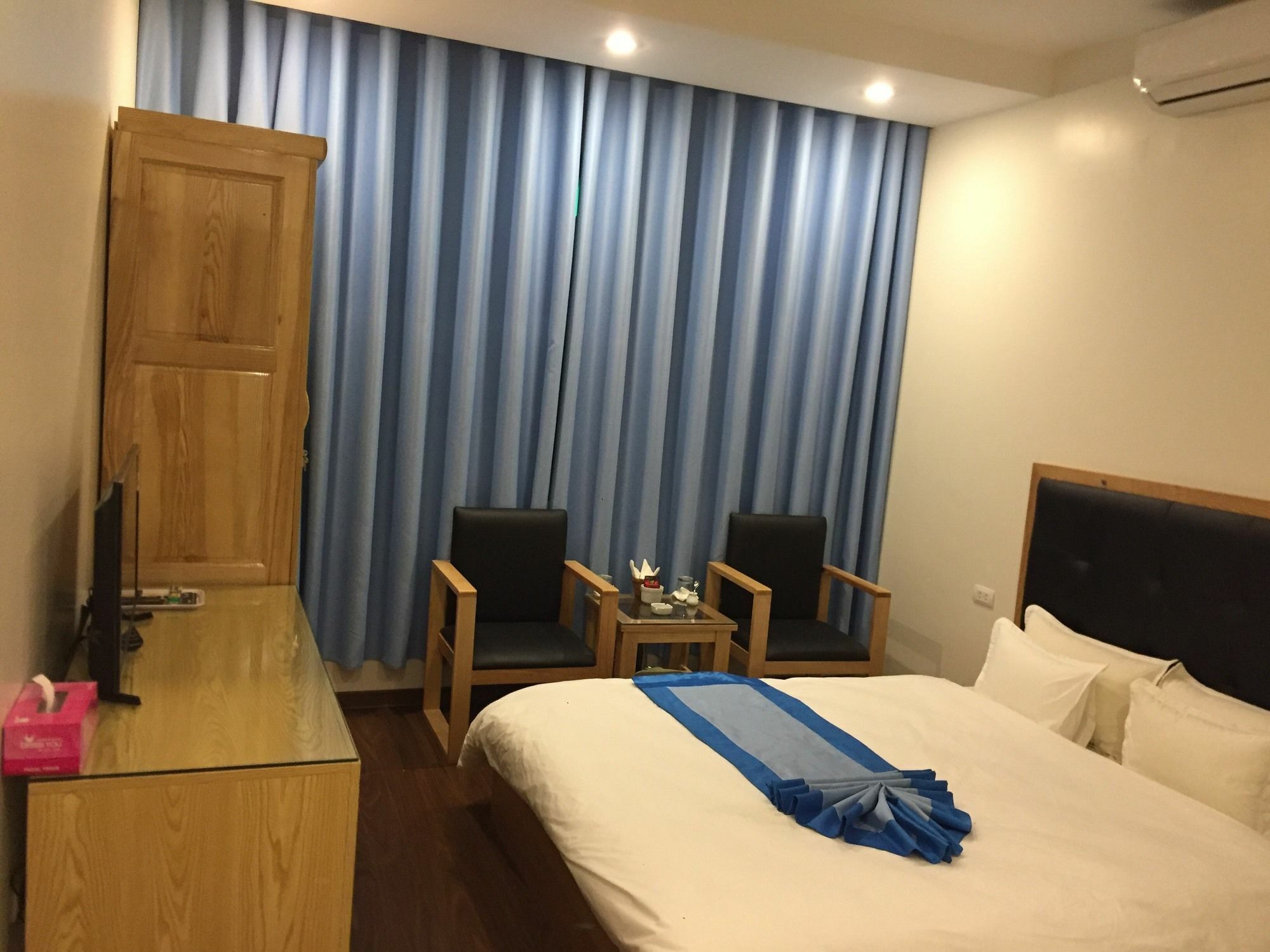 האנוי Royal Hotel Ha Noi מראה חיצוני תמונה