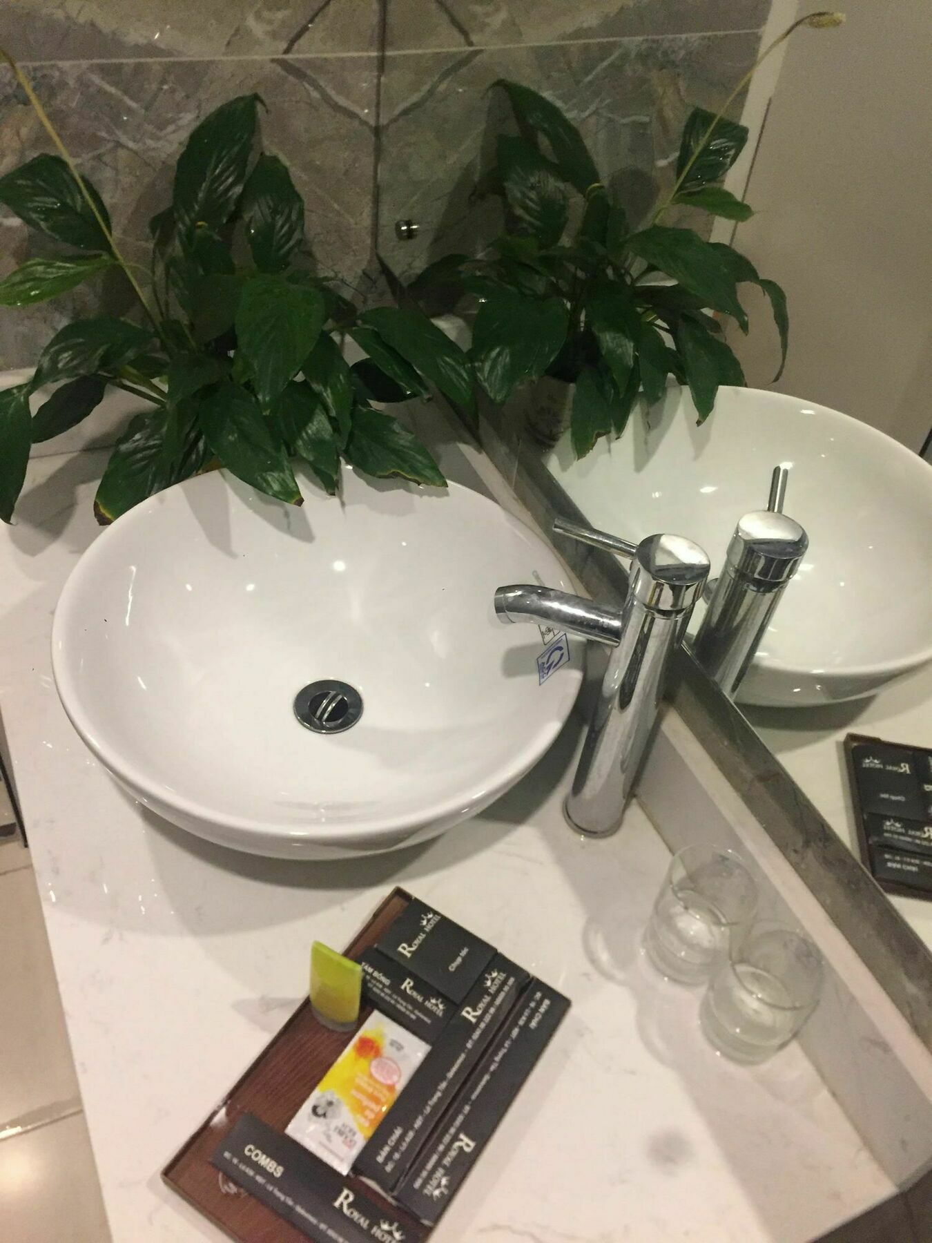 האנוי Royal Hotel Ha Noi מראה חיצוני תמונה